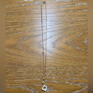 New Elegant Gold and White Pendant Necklace
